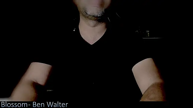  x rated  online show from 11-13-25, 05:28