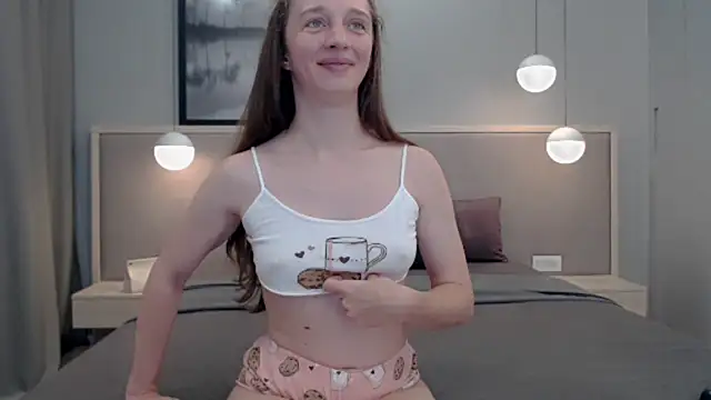 ShySchoolGirl online show from 10-17-25, 03:47