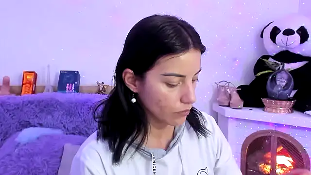 Snapshot of Arenne_rouse chatting on 01-29-25, 03:22 Arenne rouse online show from 01-29-25, 03:22