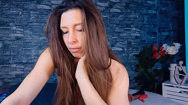 Snapshot of JennyPisik chatting on 03-17-25, 03:18 JennyPisik online show from 03-17-25, 03:18