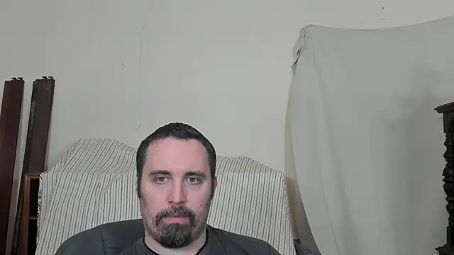 Snapshot of Metalstud chatting on 02-22-26, 09:22 Metalstud online show from 02-22-26, 09:22