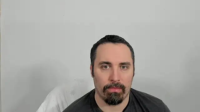 Snapshot of Metalstud chatting on 02-16-26, 06:23 Metalstud online show from 02-16-26, 06:23