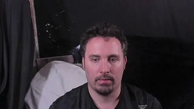 Snapshot of Metalstud chatting on 06-29-26, 03:46 Metalstud online show from 06-29-26, 03:46