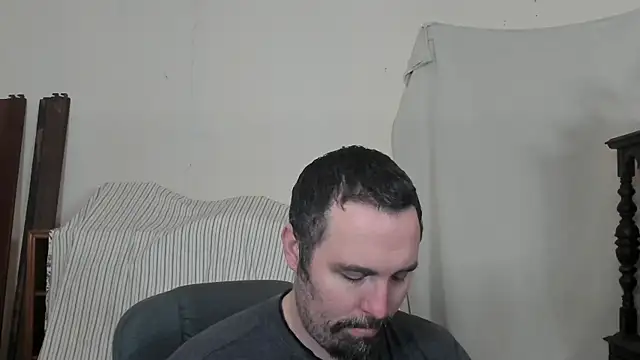 Snapshot of Metalstud chatting on 02-24-26, 05:30 Metalstud online show from 02-24-26, 05:30