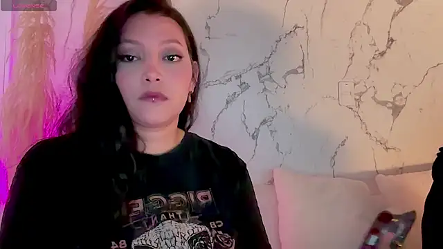 MarcellaGriffin online show from 06-11-26, 04:37