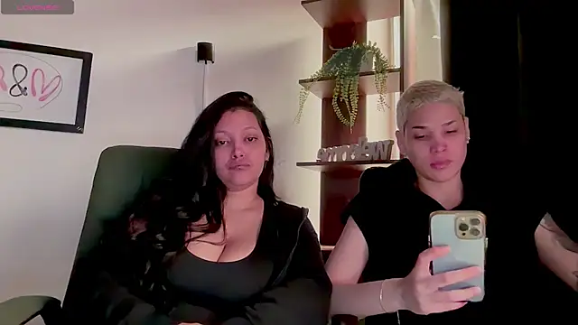 Snapshot of MarcellaGriffin chatting on 05-27-26, 02:57 MarcellaGriffin online show from 05-27-26, 02:57
