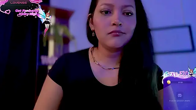 Snapshot of MarcellaGriffin chatting on 05-15-26, 05:33 MarcellaGriffin online show from 05-15-26, 05:33