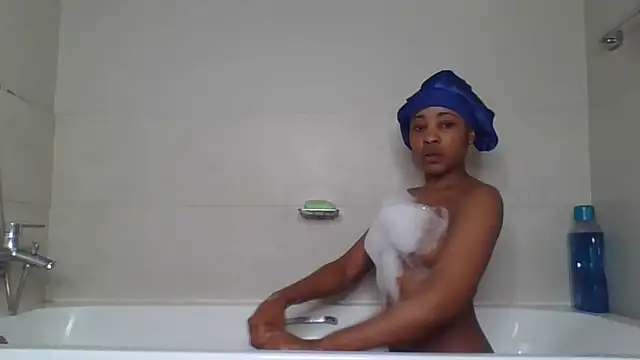 BlueberryDiamond online show from 09-21-25, 10:20