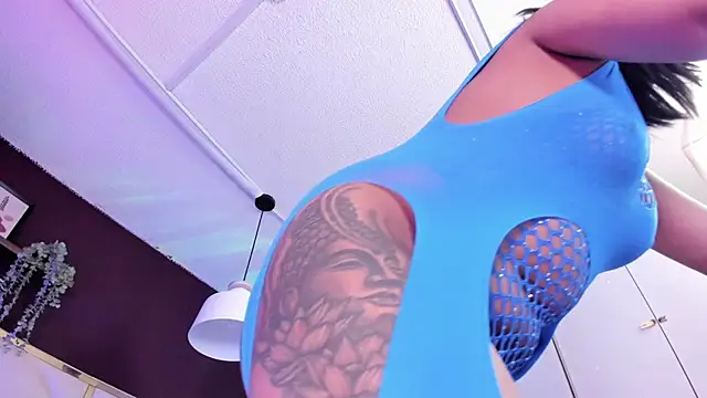 Inndrahot online show from 02-07-26, 03:58