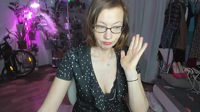 Constancia pure online show from 12-05-25, 11:09