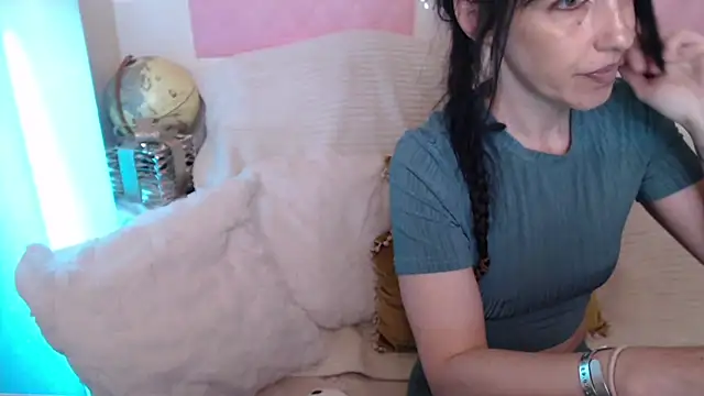 -carla- online show from 05-23-26, 05:39