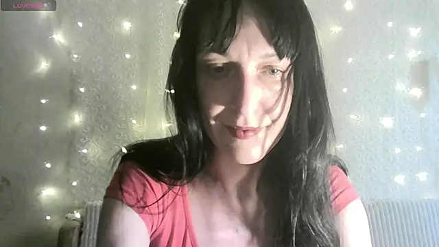 Snapshot of MarieODahliaS chatting on 09-24-25, 11:17 MarieODahliaS online show from 09-24-25, 11:17