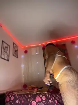 Emma Brown 12 online show from 04-23-26, 09:05