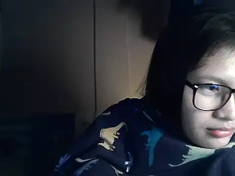 leamorena online show from 12-12-24, 04:53