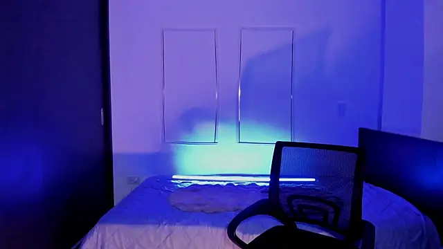 MeganWhite3 online show from 04-19-26, 03:40