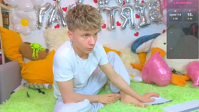 LandelRay online show from 03-02-26, 07:09