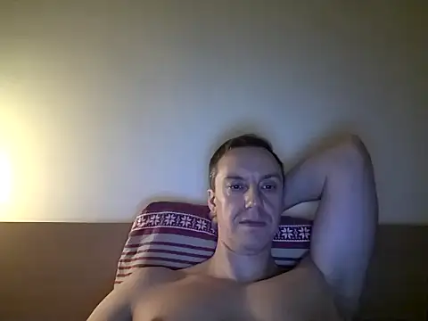 Snapshot of ploki2180 chatting on 02-08-25, 10:08 ploki2180 online show from 02-08-25, 10:08