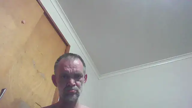 Snapshot of TooFknHorny1 chatting on 10-16-25, 06:10 TooFknHorny1 online show from 10-16-25, 06:10