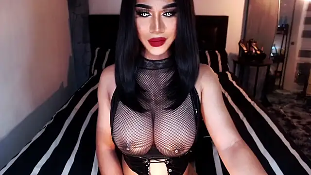 MassiveCockxMistress online show from 10-18-25, 01:24