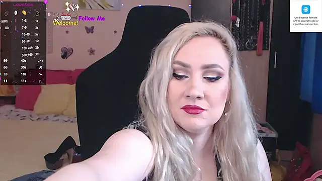 Snapshot of MissLexyGold chatting on 02-19-25, 01:50 MissLexyGold online show from 02-19-25, 01:50