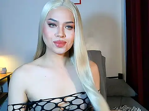 MistressLuna1 online show from 04-28-26, 06:12