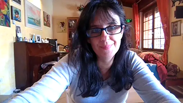 ClaudyGeryn online show from 02-11-26, 01:00