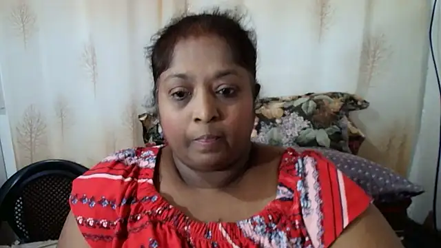 Snapshot of Indiantasha chatting on 03-19-25, 06:01 Indiantasha online show from 03-19-25, 06:01
