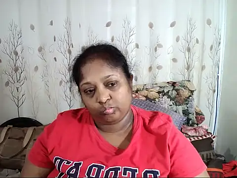 Snapshot of Indiantasha chatting on 10-23-25, 04:05 Indiantasha online show from 10-23-25, 04:05