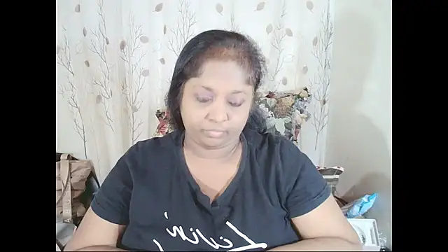 Snapshot of Indiantasha chatting on 07-07-26, 05:05 Indiantasha online show from 07-07-26, 05:05
