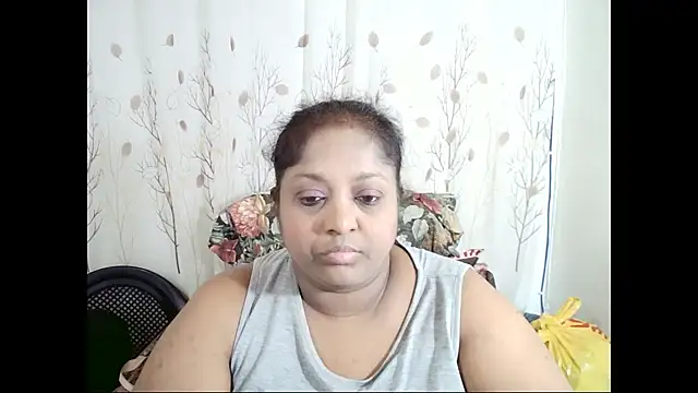 Snapshot of Indiantasha chatting on 09-28-25, 05:31 Indiantasha online show from 09-28-25, 05:31