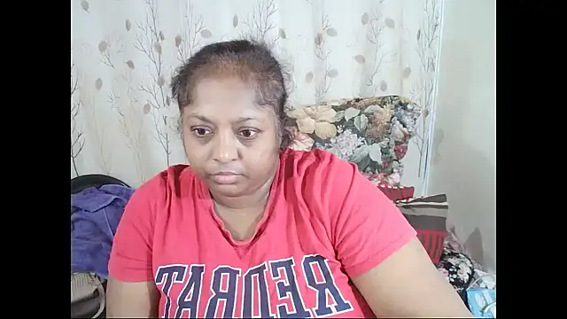 Snapshot of Indiantasha chatting on 07-10-26, 04:07 Indiantasha online show from 07-10-26, 04:07