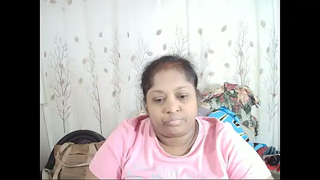Snapshot of Indiantasha chatting on 10-02-25, 04:21 Indiantasha online show from 10-02-25, 04:21