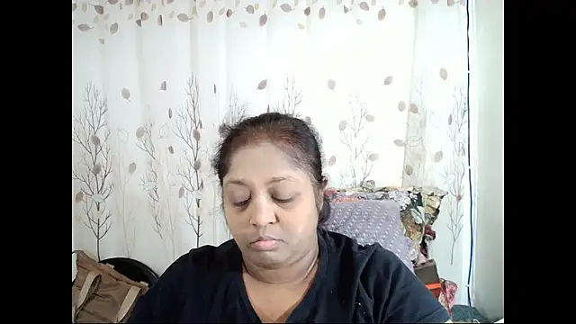 Snapshot of Indiantasha chatting on 09-17-25, 03:47 Indiantasha online show from 09-17-25, 03:47