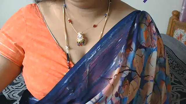 Snapshot of Love_4Sex chatting on 07-20-26, 02:08 Love 4Sex online show from 07-20-26, 02:08