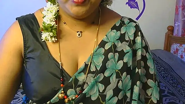 Snapshot of Love_4Sex chatting on 07-10-26, 06:02 Love 4Sex online show from 07-10-26, 06:02