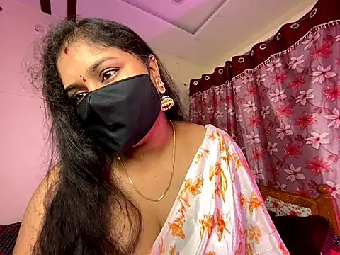 Snapshot of Love_4Sex chatting on 09-10-25, 05:17 Love 4Sex online show from 09-10-25, 05:17