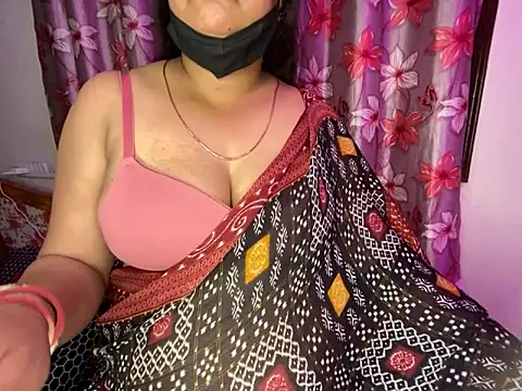 Snapshot of Love_4Sex chatting on 02-26-25, 05:24 Love 4Sex online show from 02-26-25, 05:24