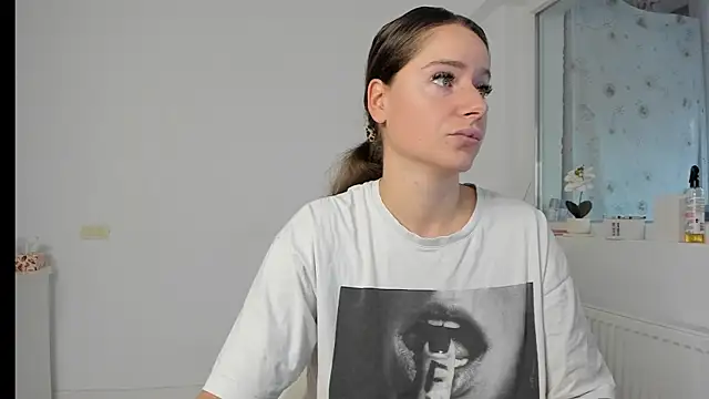 DiamondKay online show from 11-14-25, 07:56