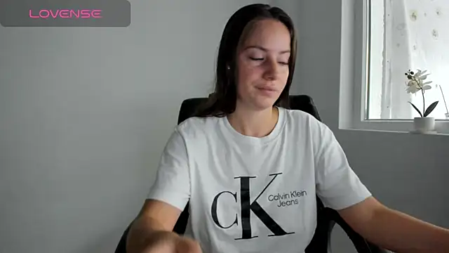 Snapshot of DiamondKay chatting on 09-29-25, 06:31 DiamondKay online show from 09-29-25, 06:31