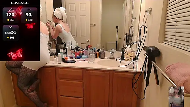 Blondiewithanass online show from 02-28-26, 03:06