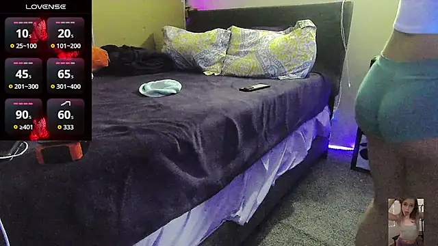 Blondiewithanass online show from 03-19-26, 06:35