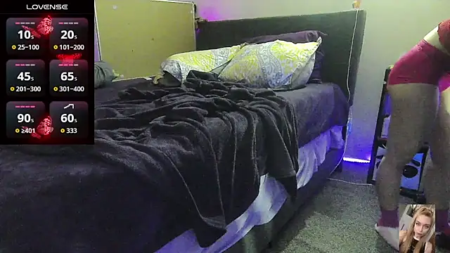 Blondiewithanass online show from 03-20-26, 06:47