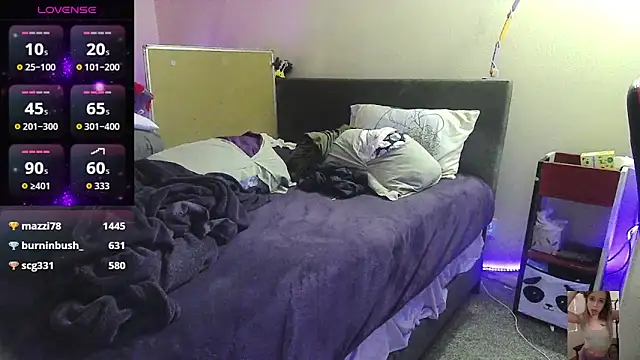 Blondiewithanass online show from 11-09-25, 01:09