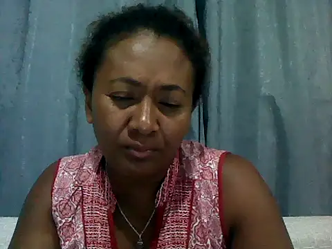 Snapshot of sexyladii chatting on 05-25-26, 04:28 sexyladii online show from 05-25-26, 04:28