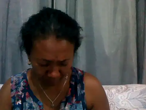 Snapshot of sexyladii chatting on 11-29-25, 05:35 sexyladii online show from 11-29-25, 05:35