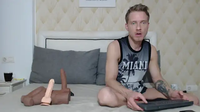 JessicaSteve online show from 02-27-26, 07:35