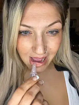 LittleMissEeve online show from 01-13-26, 11:19