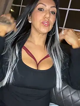 LittleMissEeve online show from 02-18-26, 01:36