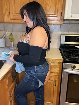 LittleMissEeve online show from 04-12-26, 12:14