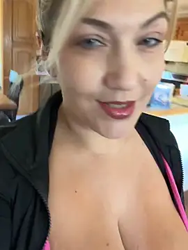 LittleMissEeve online show from 10-05-25, 04:31